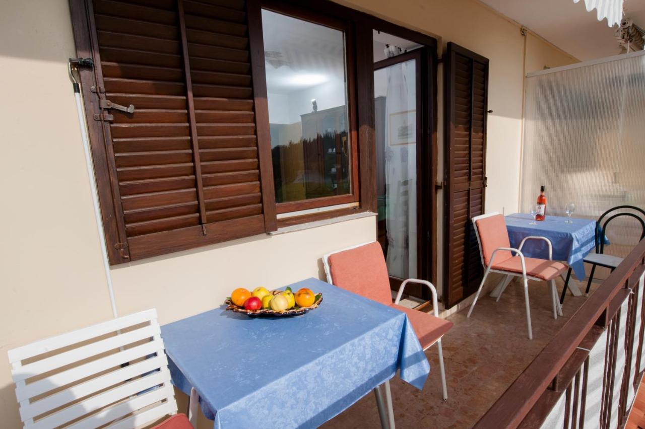 Apartments Val Mari - Laguna Rovinj Exterior photo